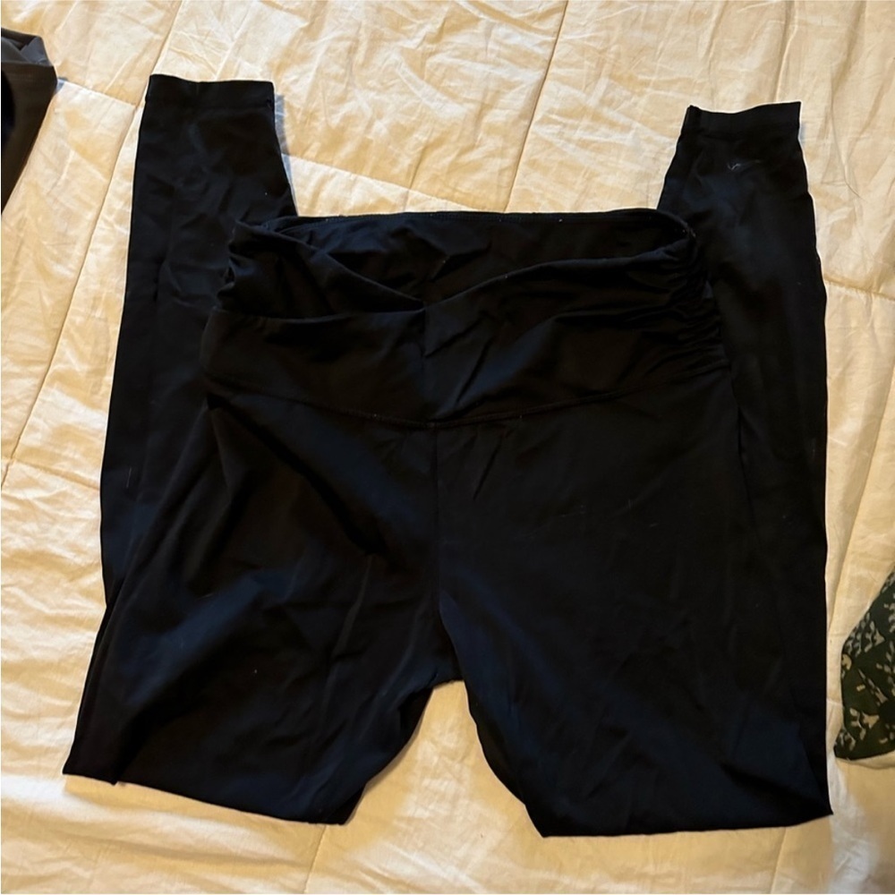 Adodos Criss Cross Leggings